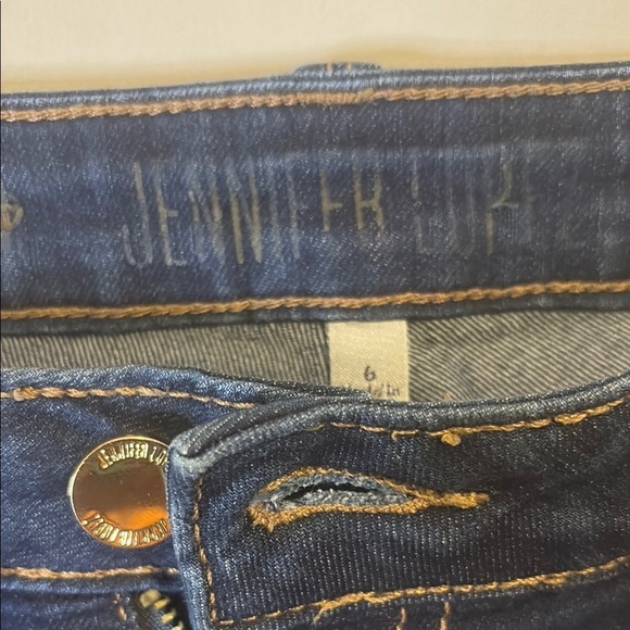 Jennifer Lopez - Picture 2 of 9